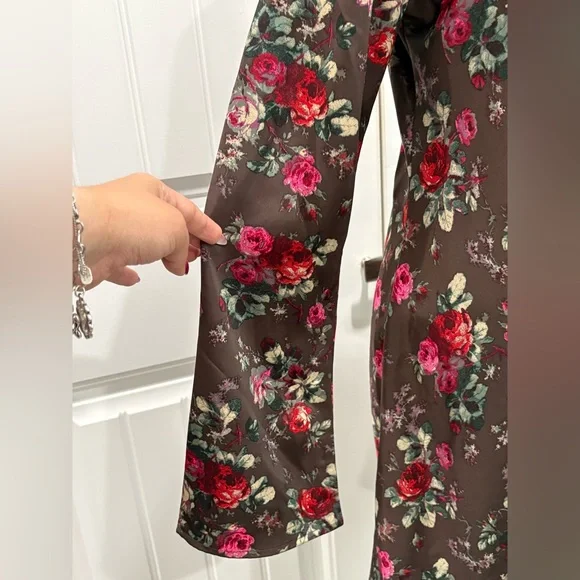 GAP Womens Satin Floral Long Sleeve Dress - Brown with Pink & Red Roses Size S - Picture 5 of 10